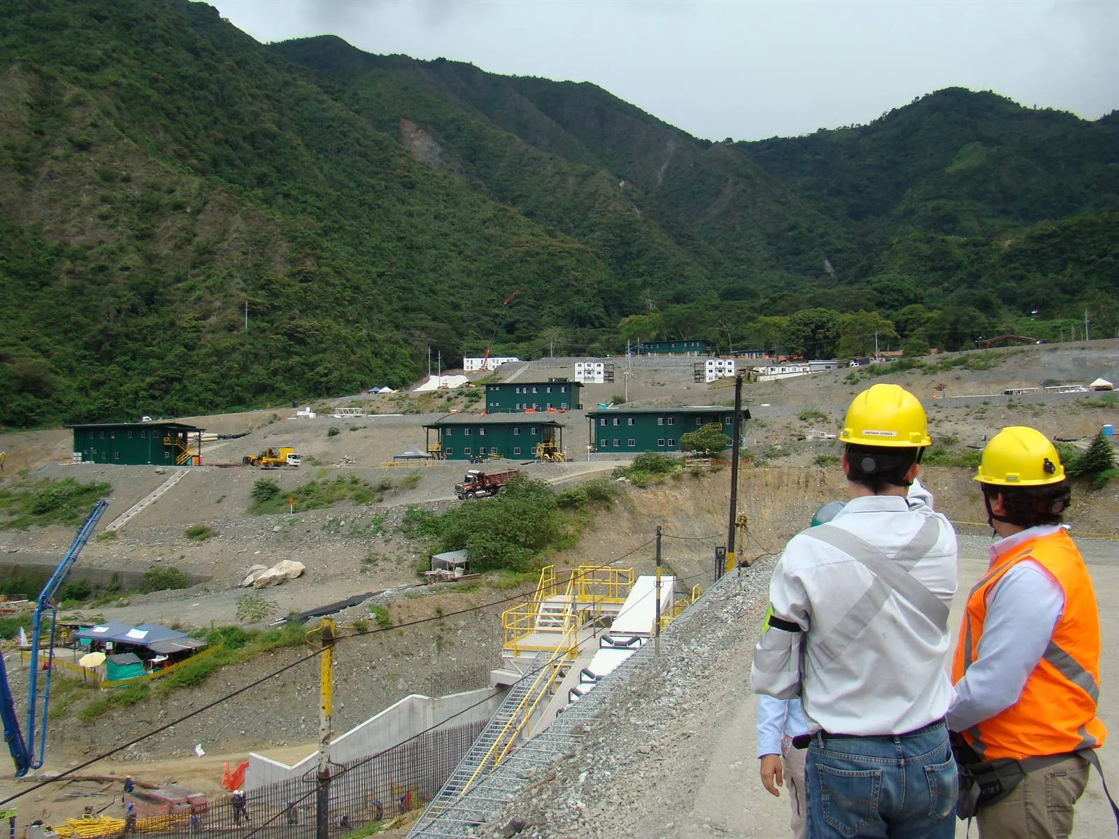 Campamento e infraestructura de un proyecto en gestión de licenciamiento ambiental